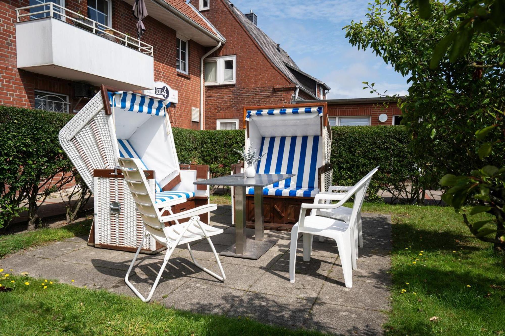 Adrian 2 Apartment Вестерланд Екстериор снимка
